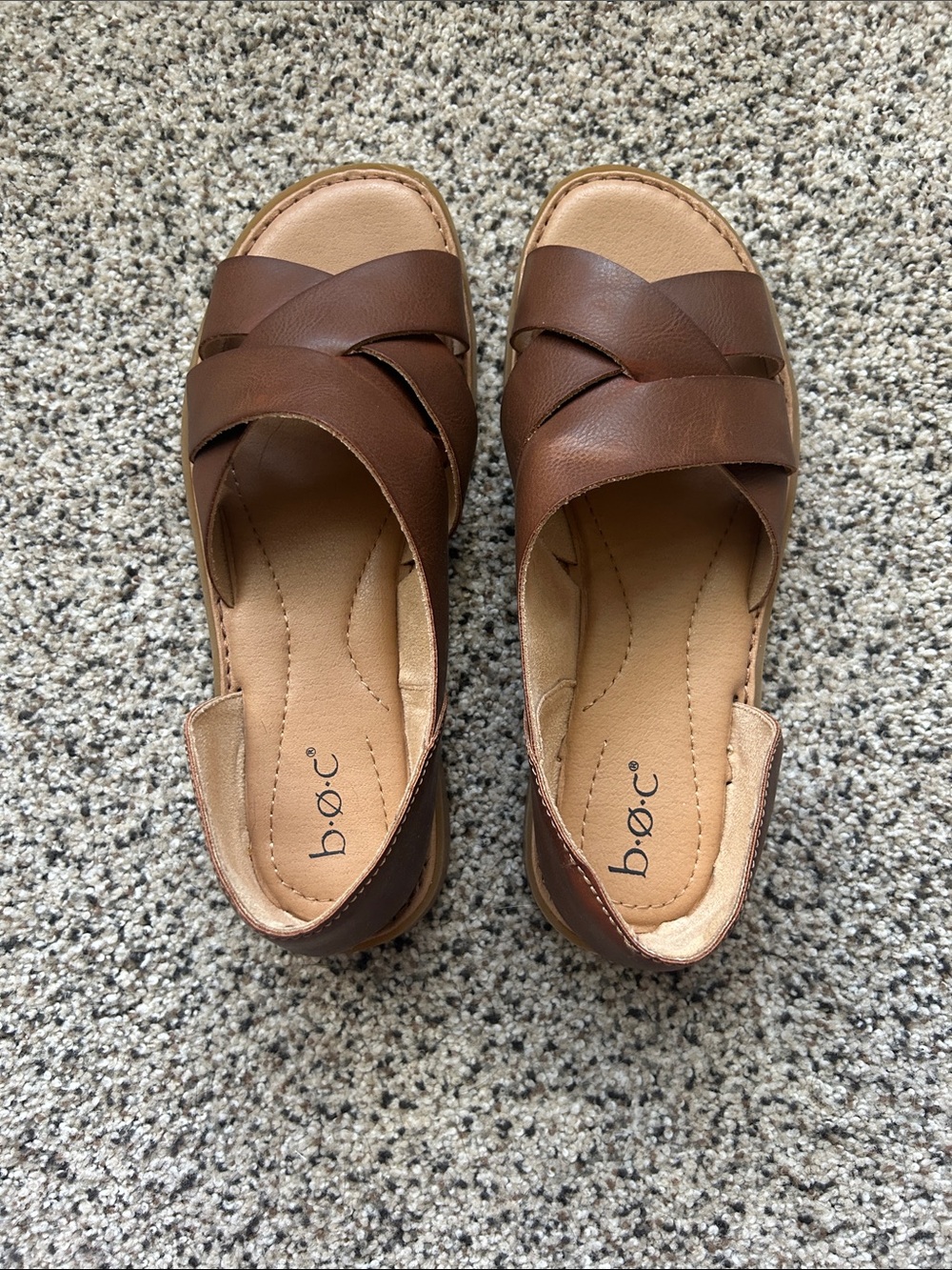 b.o.c. Women's Brown Leather Crisscross Slide Sandals - Picture 2 of 4